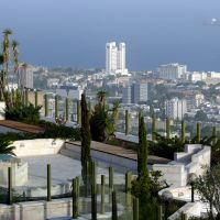 A view of the Haifa Bay from 825, Crowne Plaza Hotel, Хайфа