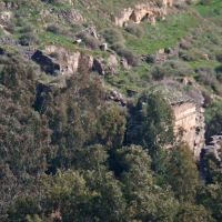 Judean ruins along hiking trail, Gamla, Golan Heights, Кацрин