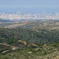 The Tel Aviv megapolis as it seen from the Samarian highlands, Гиватаим