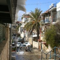 Jerusalem, First snow of 2008, Palm tree in Nachlaot, Melting snow & the new hanging bridge under construction, Иерусалим