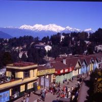 Darjeeling Hill Station in West Bengal.Himalayan Mountains in the background., Даржилинг