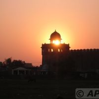 Sun dawn at Darbhanga fort, Дарбханга