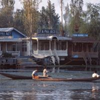 House Boats at Dal Lake, Сринагар
