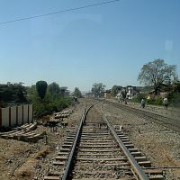 Railway crossing in Piparia, Барейлли