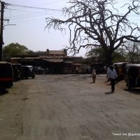 Busstop at Khandvi (Maharashtara State HIghway 194), Малегаон