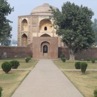 Shamsher Khans Tomb IN Batala, Батала