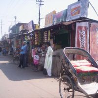 Shops in front of Bus Station, Moradabad, Морадабад