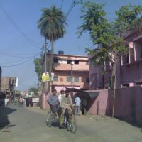 Driving through one of the streets of Sambhal, Самбхал