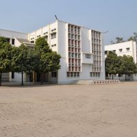 Sacred Heart School, Ситапур