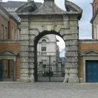 Dublin:  Castle Dublin, Дан-Логер