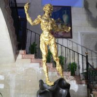 Espagne, la statue de Salvador Dali dans lentrée de la mairie dAlicante, Алкантара