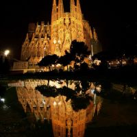 Sagrada Família, Plaça de Gaudí, Barcelona, Барселона
