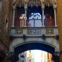 carrer    del    Bisbe .    barri    gòtic    de    Barcelona ., Тарраса