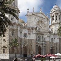 Catedral de Cádiz, Алжекирас