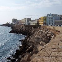 Cádiz - Rompeolas del Malecón, Алжекирас