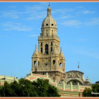 The bell tower of the Cathedral of Santa Maria, Murcia, is 96 meters high and has 25 bells., Мурсия