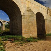 Puente sobre el río Golmayo y el Viaducto. Soria, Сория