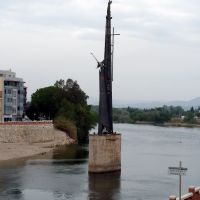 Monumento a los Caidos en la Batalla del Ebro, Tortosa, Tarragona, Cataluña, España, Тортоса