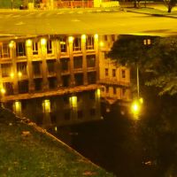 La noche y el charco-----The night and the puddle on the pavement, Буэнос-Айрес