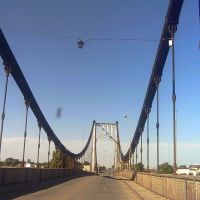 Puente colgante a Quequen, Некочеа