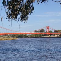 Necochea (Bs.As.) - Otra vista del Río Quequen y el puente colgante que atraviesa el mismo - ecm, Некочеа