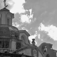 Iglesia - cúpula y campanario, Альта-Грасия