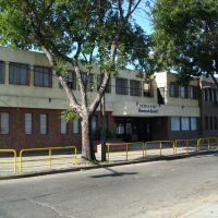 Escuela Abanderado Grandoli (Uruguay al1500) - Rosario, Росарио