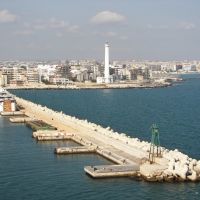 Bari - Hafeneinfahrt, Бари