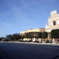 ITALIA Plaza de Santa Teresa, Brindisi, Бриндизи