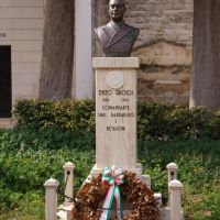 Monumento  per  il  Comandante  Enzo Grossi, Корато