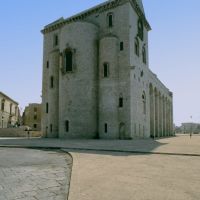 Duomo of Trani (1094-1180) - The apse ( Puglia - Italy ), Трани
