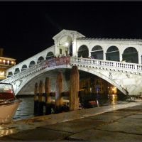 Venezia: Ponte di Rialto by night, Верона