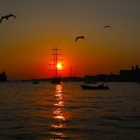 ITA Venezia La Giudecca {Sunset from Ponte del Redentore} by KWOT {1st photo from this spot on G.E.}, Венеция