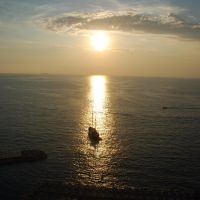 Sant Agnello: tramonto con veliero, Сорренто