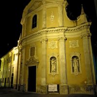Savona, Via Untoria. Facciata rinascimentale della chiesa di S. Pietro, Савона