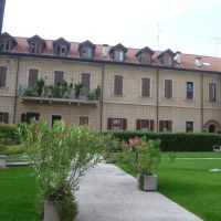 Busto Arsizio (VA) - bel palazzo in via Roma, Бусто-Арсизио