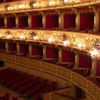 Teatro Ponchielli (CR), Кремона