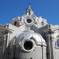Santuario della Madonna del Carmine, realizzata nel 1931 su progetto dellarch. Cesare Bazzani, Мессина