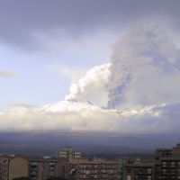 Vista Eruzione Etna dicembre 2005, Патерно