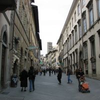 Arezzo - looking up Corso Italia, Ареццо