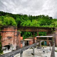 Carrara - ponte vecchia ferrovia marmifera, Каррара