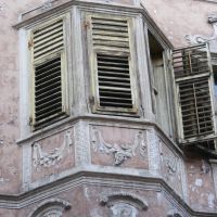 Another window, Больцано