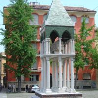 Bolonya, Piazza San Domenico, Болонья