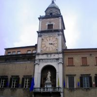 Modena-Torre dellorologio, Модена