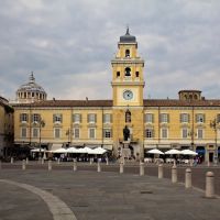 Parma Piazza Garibaldi, Парма