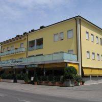 Hotel San Pellegrino - Spilamberto, Пиаченца