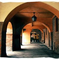 I portici di via Santo Stefano, Феррара