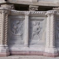 Perugia - La Fontana Maggiore - Il Bassorilievo della vasca inferiore1, Перуджа