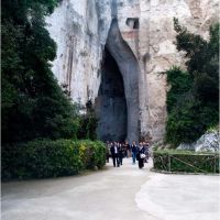 Siracusa- La grotta "Orecchio di Dionisio", Сиракуза
