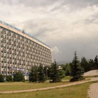КазНТУ, панорамный снимок, сделан из 8-ми фото, 2007г., Алматы